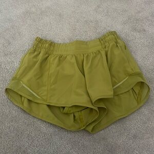 green lululemon hotty hot shorts size 4